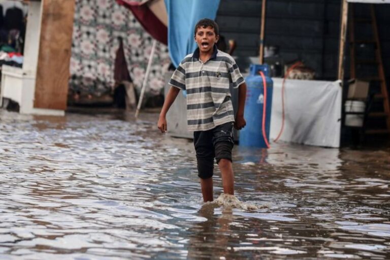 Gaza’s Winter Floods: Families Facing Cold, Hardship, and Unimaginable Conditions