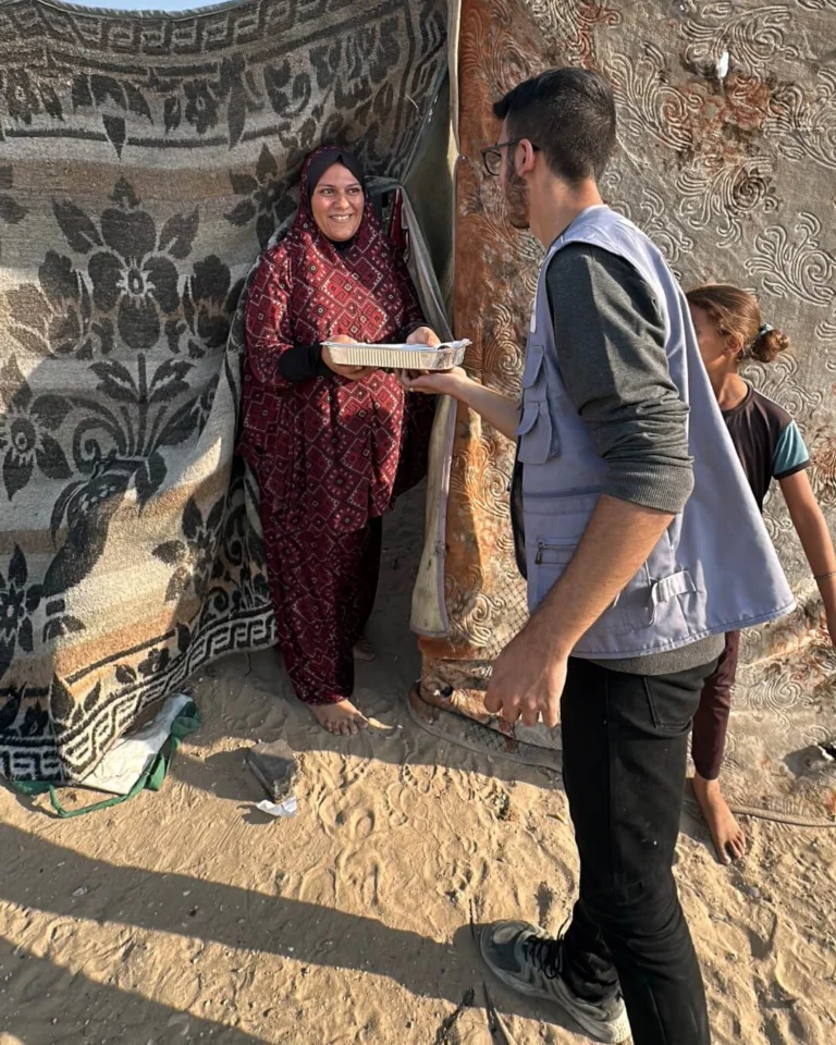 Instagram post from dar_alamanah. This post is in position 5.
