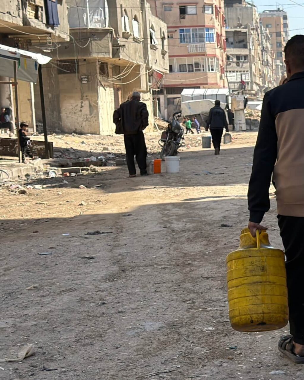 Instagram post from dar_alamanah. This post is in position 1.